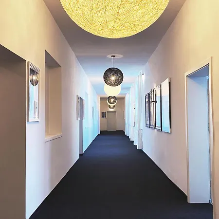 Boarding House